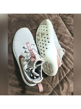 Nike Free Women's Cross Training Sneakers Shoes Size 6.5
